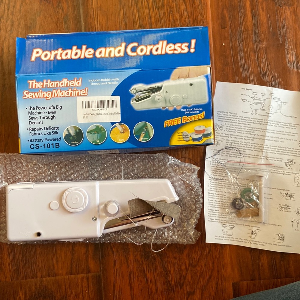 Portable and cordless handheld sewing machine